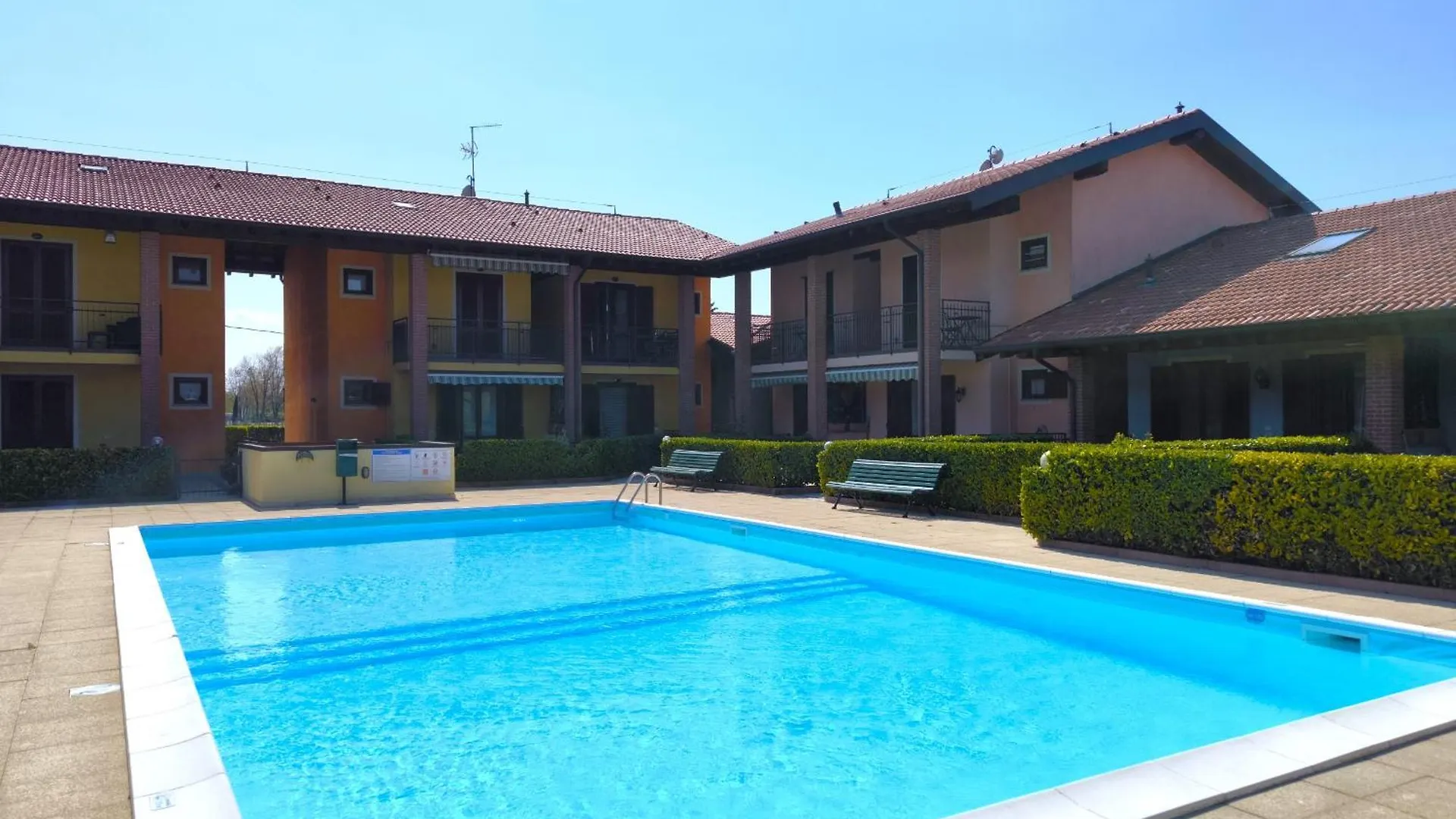 Sg Family - Con Cuore Apartment Peschiera del Garda Italy
