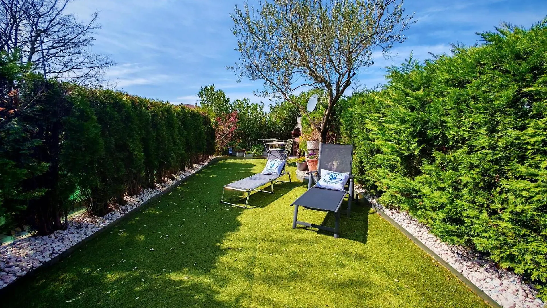 Sg Family - Con Cuore Apartment Peschiera del Garda 0*,  Italy